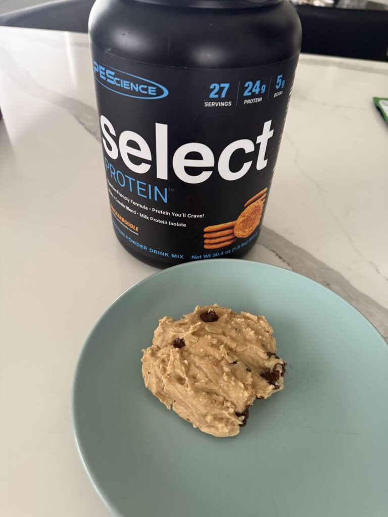 The yummiest single  serve protein cookie for breakfast only 220 cal !