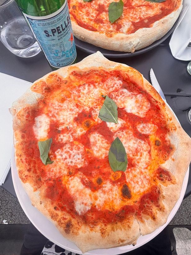 Margherita pizza at Emmanuela’s in Pontcanna