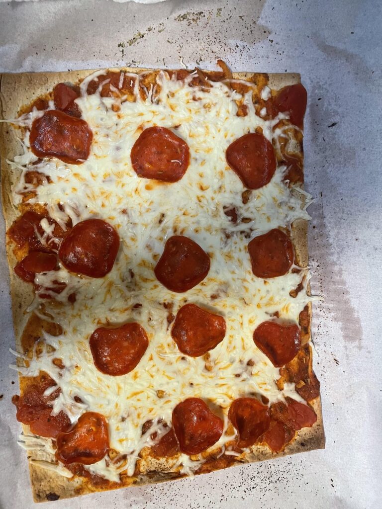 low calorie flatbread pizza!