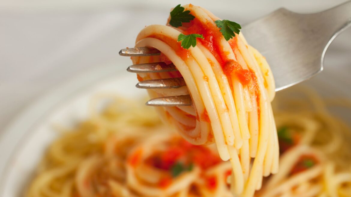 Pasta doesn't make you fat, say Italian scientists