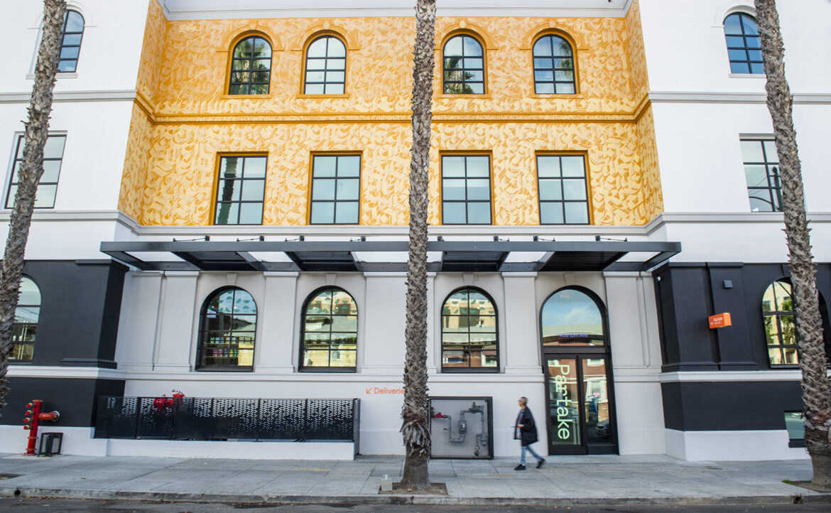 Food vendors, pop-up restaurants can get break on downtown business fees under new program • Long Beach Post News