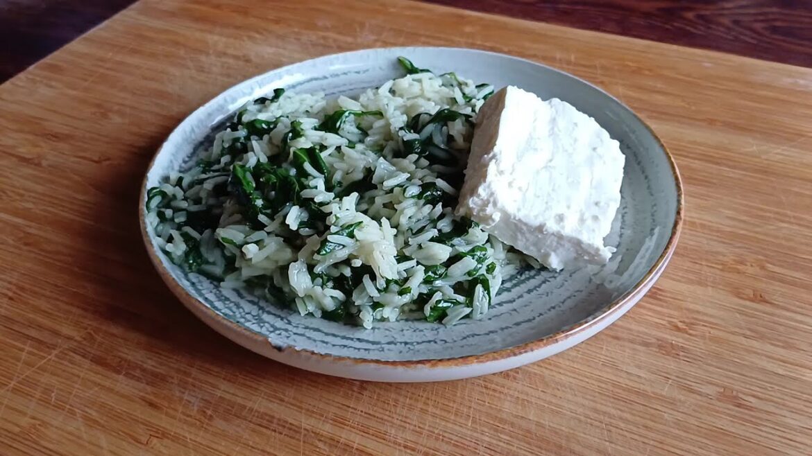 Greek-style rice with spinach!