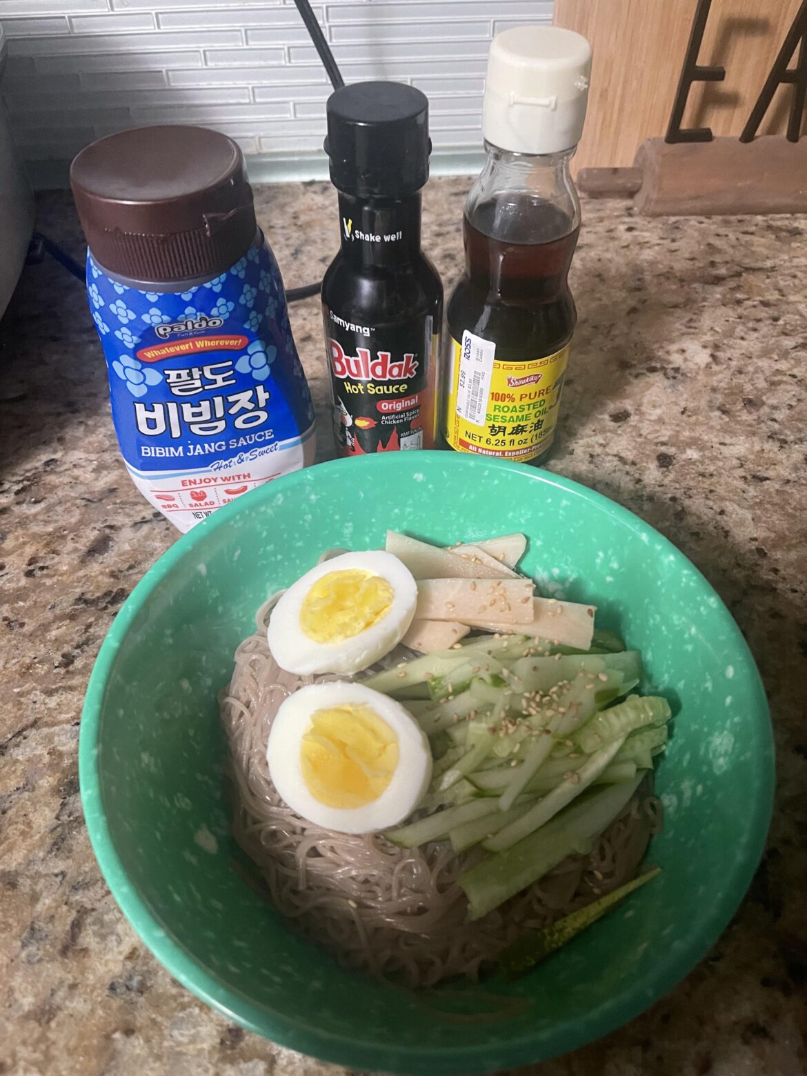 When I feel lazy and want to eat spicy bibim naengmyeon