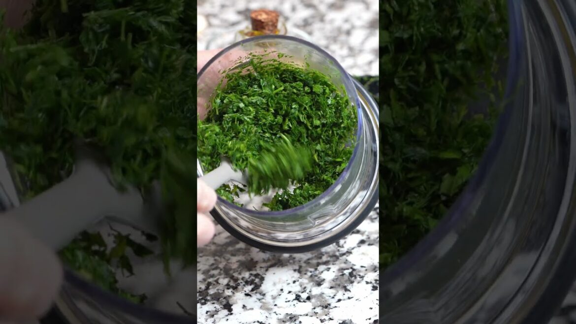 Deliciously Easy Mediterranean Tabbouleh Salad Preparation