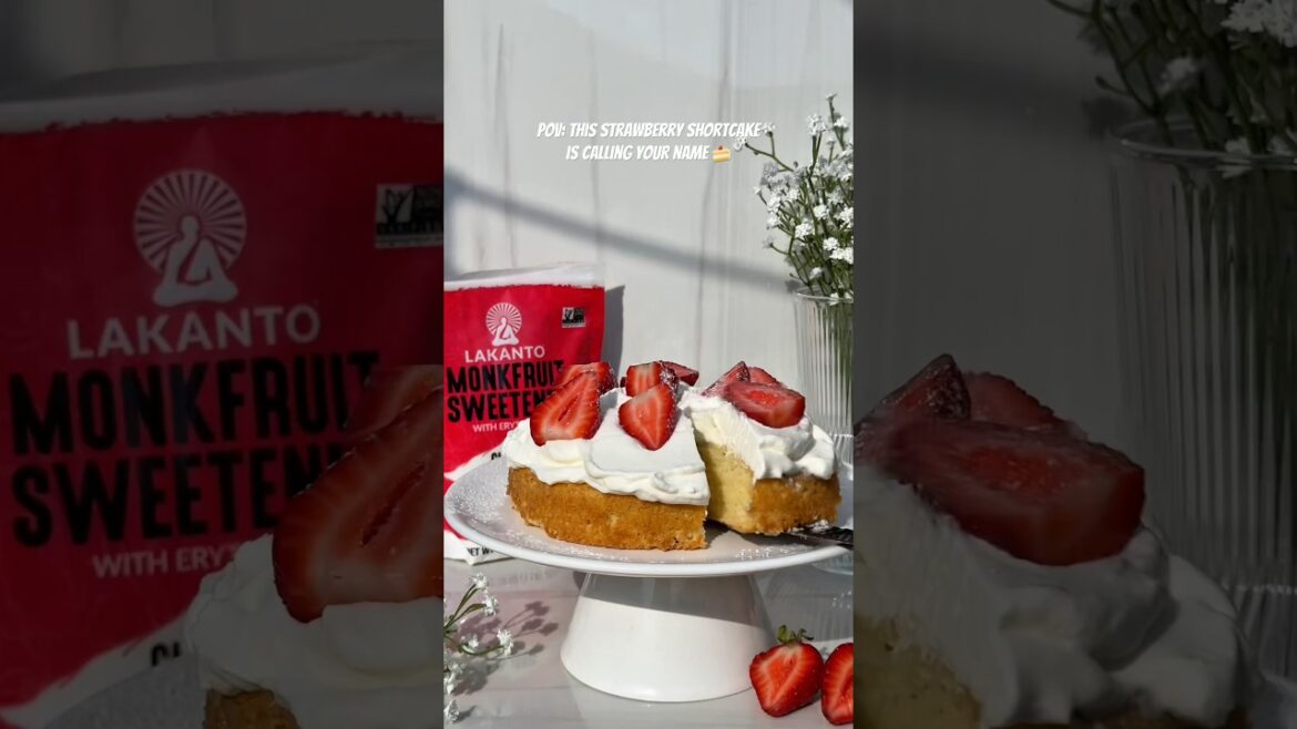 Strawberry shortcake #recipe #recipeoftheday #easyrecipe #strawberrycake #cakerecipe #dessertideas