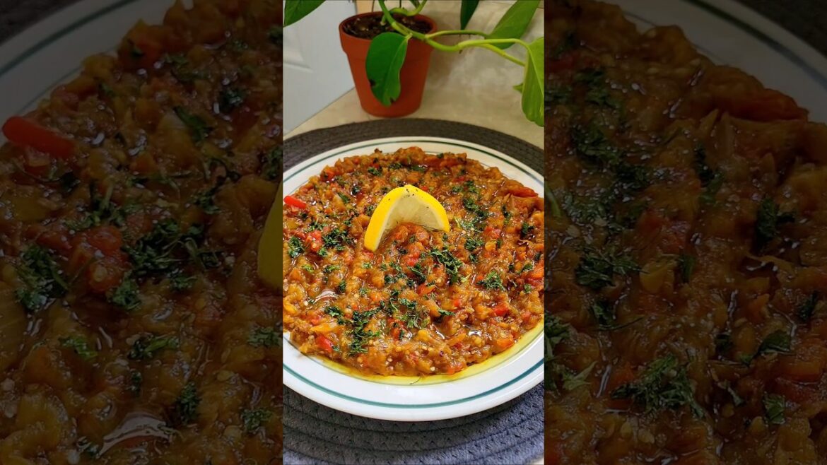 Easy Moroccan Eggplant Salad!#shortvideo #recipe #zaalouk #eggplant #salad