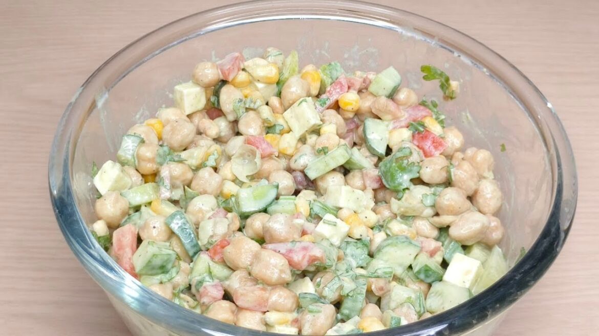 Chickpea Salad Recipe | Quick and Easy CHICKPEA CUCUMBER SALAD | High Protein Salad @saucywhisk