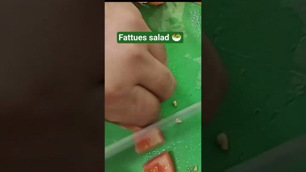 How To Make Fattues Salad Recipe #shorts #shortsfeed #fattuessalad#saladrecipe