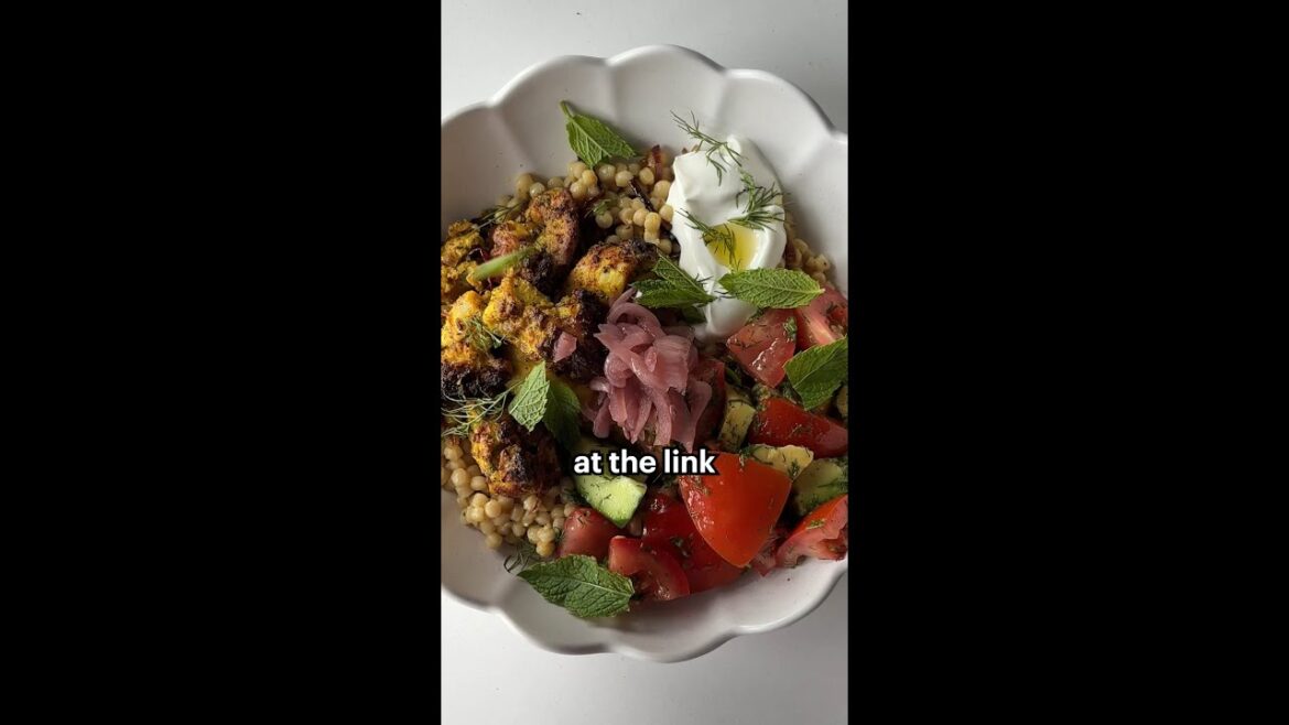 This recipe is summer in a bowl ☀️ This recipe is summer in a bowl ☀️