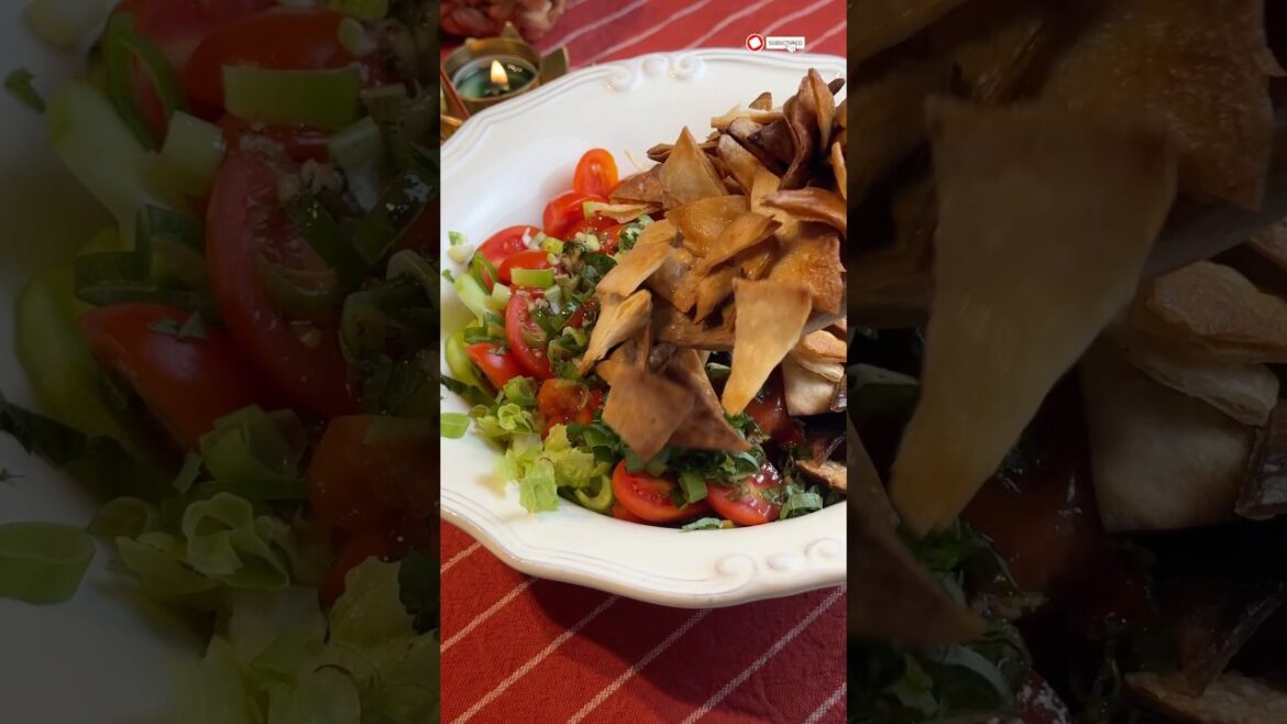 Lebanese Fattoush Salad | Easy & Delicious! #fattoush #salad #recipe #foodie #shorts #youtube #food Lebanese Fattoush Salad | Easy & Delicious! #fattoush #salad #recipe #foodie #shorts #youtube #food
