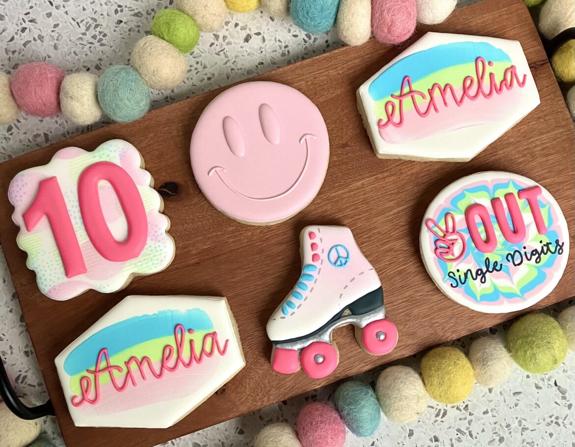 I love doing birthday mini-sets, especially when given creative freedom!