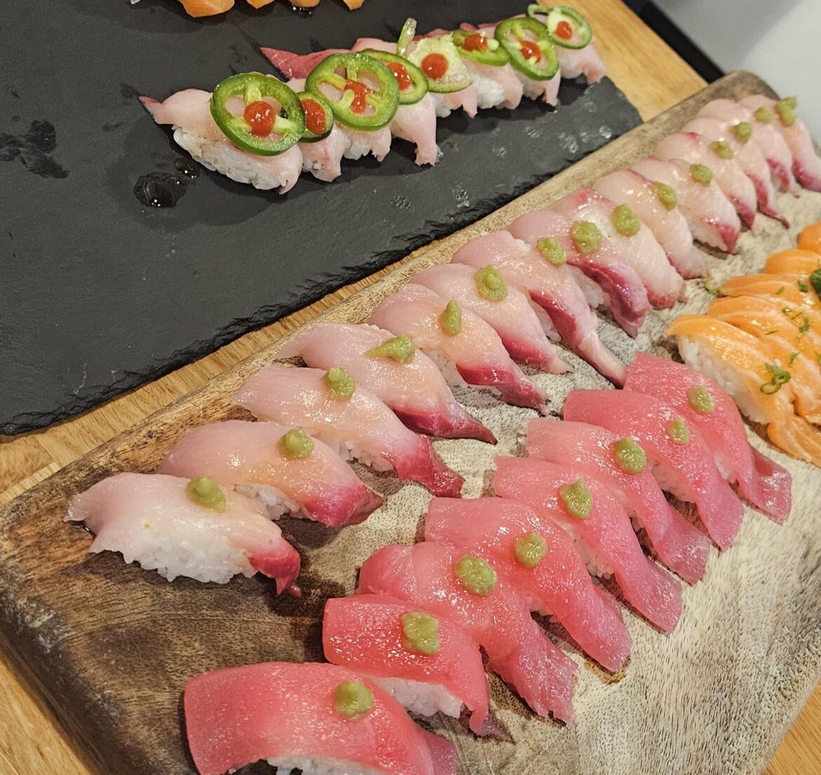 Some variety of tasty nigiri.
