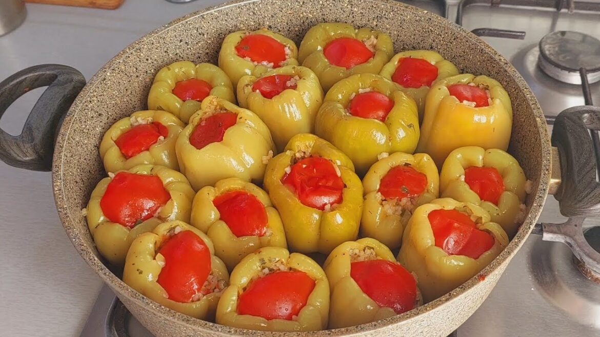 Тот самый фаршированный перец по-турецки, который я готовлю всё лето! Просто и без мяса!