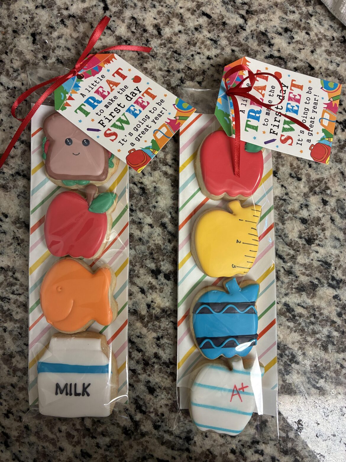 Back to school mini cookies