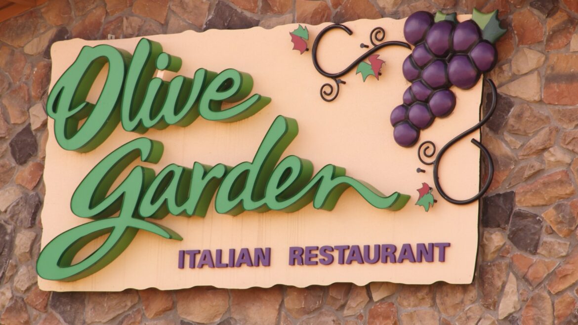 Olive Garden flattened and replaced after permanently closing restaurant doors