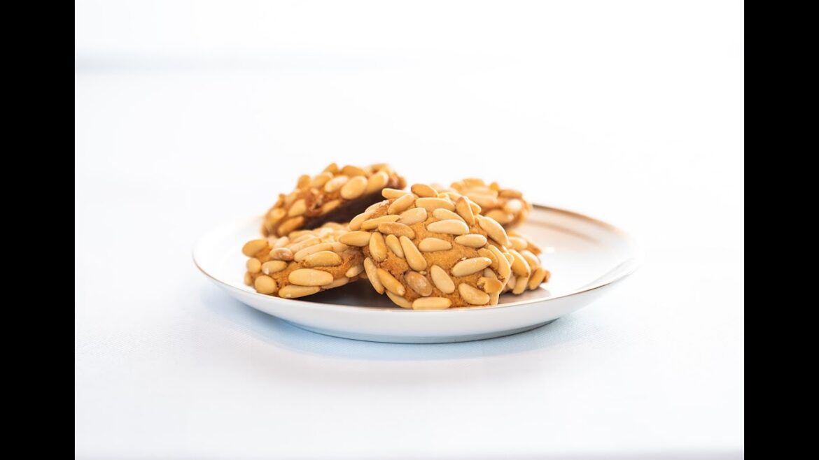 How its made: Amaretti and Pignoli Cookies