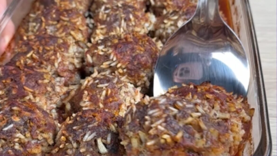 Grandma’s Juicy Baked Meatballs – Easy & Delicious Family Recipe