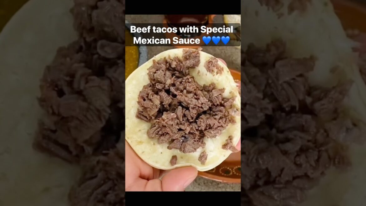 Street Tacos Recipe - Taqueria Style Tacos #tacos #food #mexicanfood