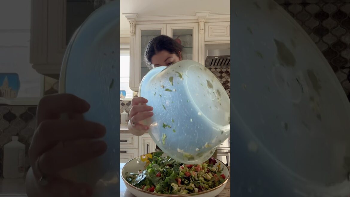 BEST turkey cutlet & FATTOUSH salad recipe? #turkey #fattoushsalad #cookingathome