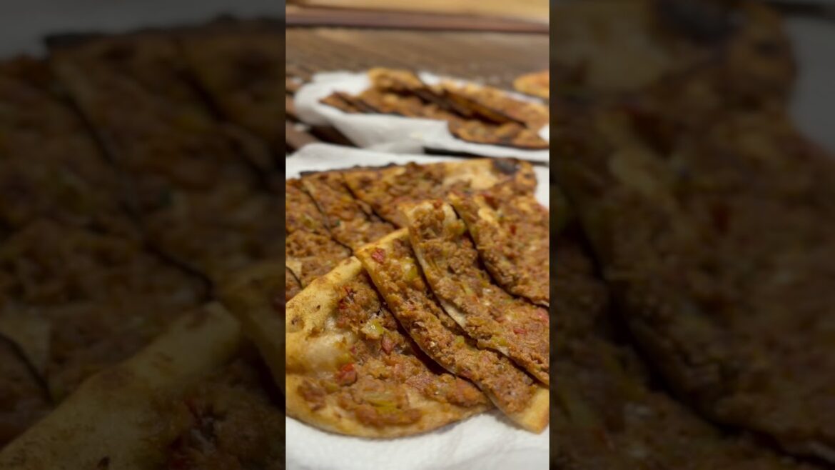 Kıymalı Pide #uzuntasfirini #food #mannheim #türkmutfağı #halalfood #pide #kıymalıpide #ttaşfırun