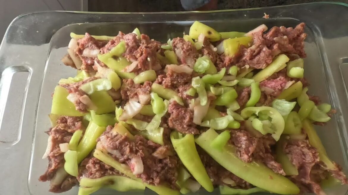 Baked stuffed banana peppers !