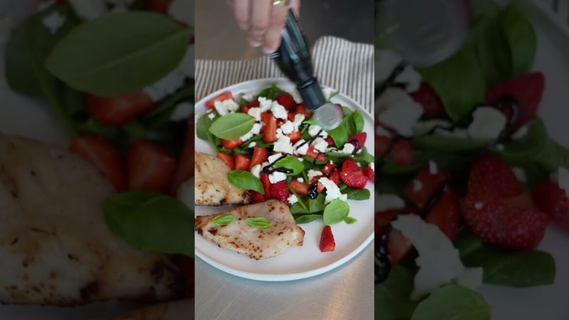 Summer salad with roasted chicken breast