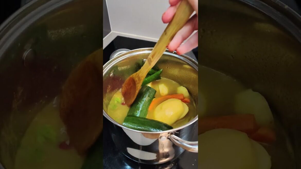 Traditional Moroccan Couscous Recipe – Step by Step Traditional Moroccan Couscous Recipe – Step by Step