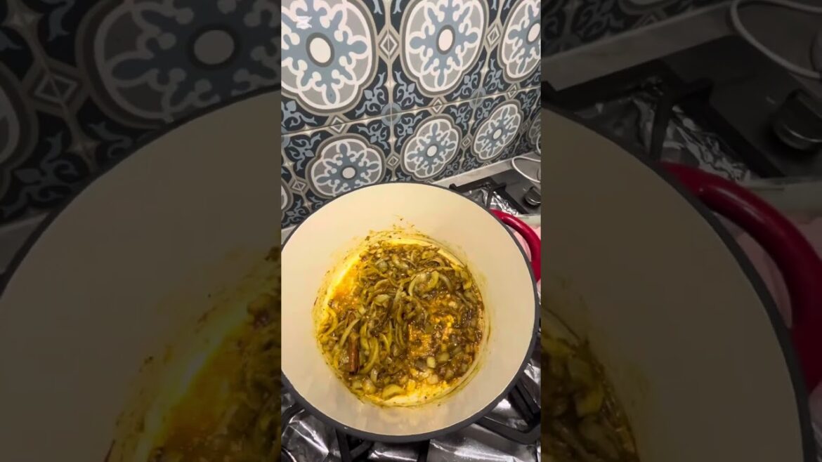 Chicken tagine with chickpeas and vegetable