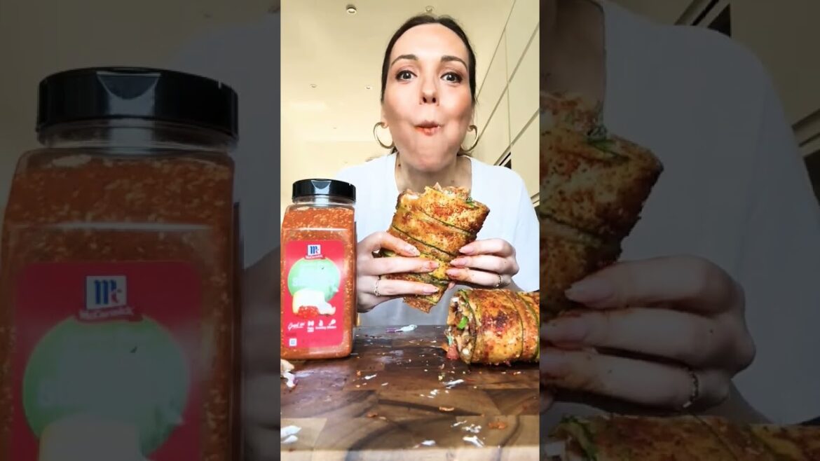 CHICKEN GYRO ZUCCHINI ROLL  just got a MAJOR upgrade! ✨Tossed with Salad Supreme for that bold,#new