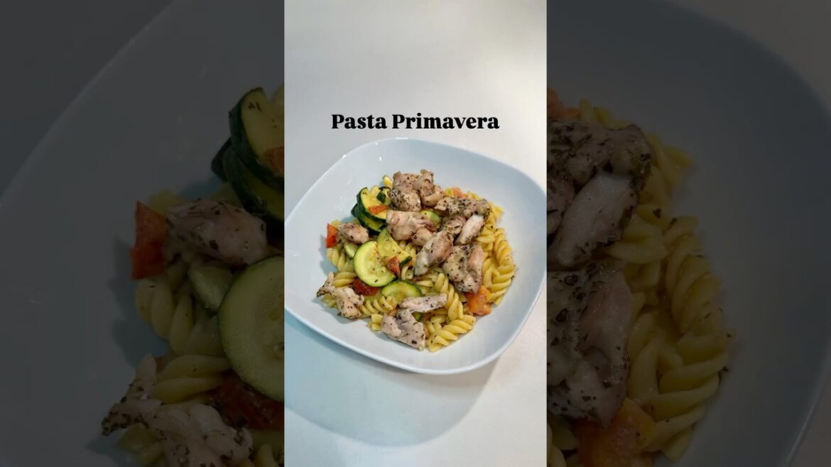 Pasta Primavera #SoloBites #pastarecipe #summerrecipes #primavera #chickenrecipe #cookingvideo