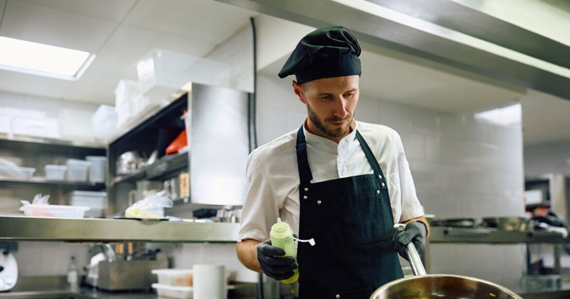 ‘I asked 4 chefs if butter or oil is best for cooking – they all agreed on the same thing’ Ipso logo