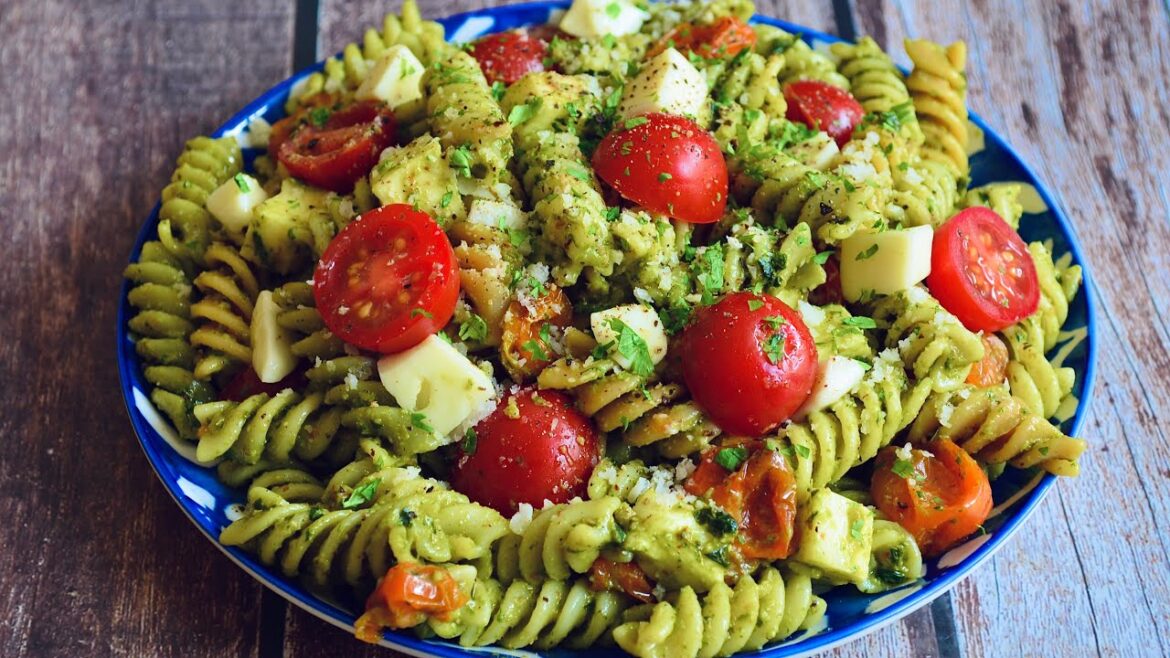 The Caprese Pasta Salad Recipe TikTok Can't Get Enough of!