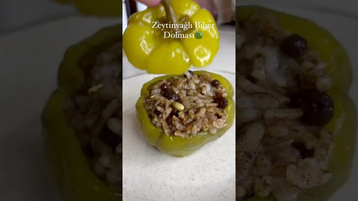 Zeytinyağlı Biber Dolması / Turkish Style Stuffed Peppers  with Olive Oil