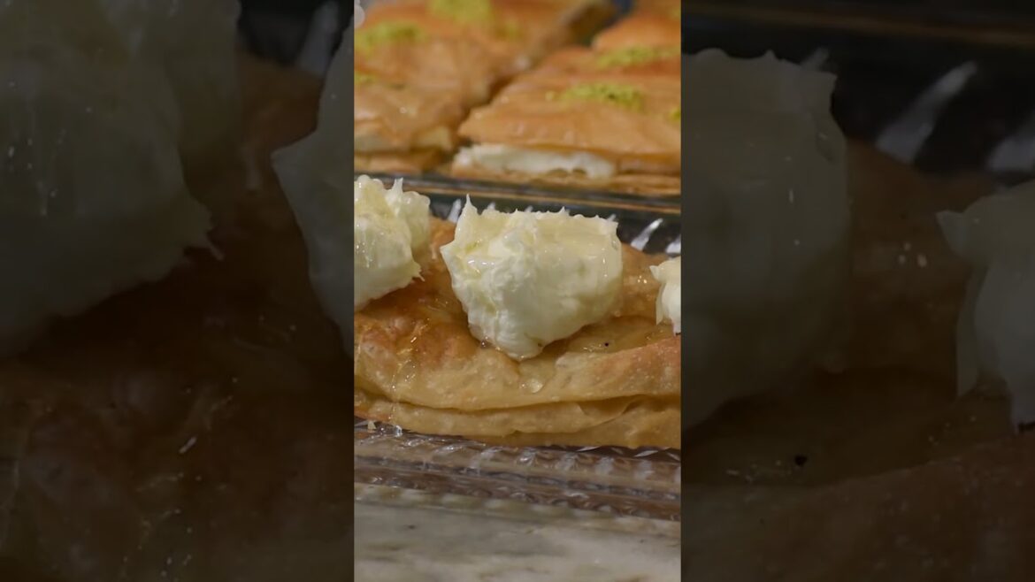 1 min iraqi kahi كاهي بعجينة تقليدية وكاهي ارغفة البقلاوة episode # 490 1 min iraqi kahi كاهي بعجينة تقليدية وكاهي ارغفة البقلاوة episode # 490