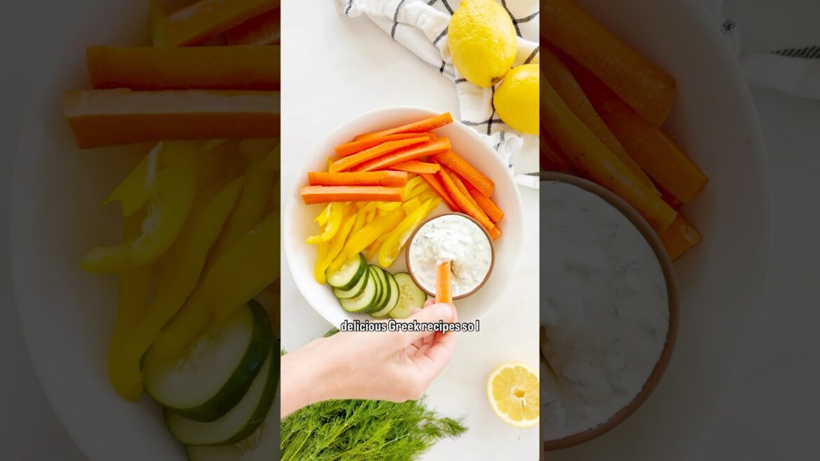 How to Make Tzatziki Sauce (Homemade)