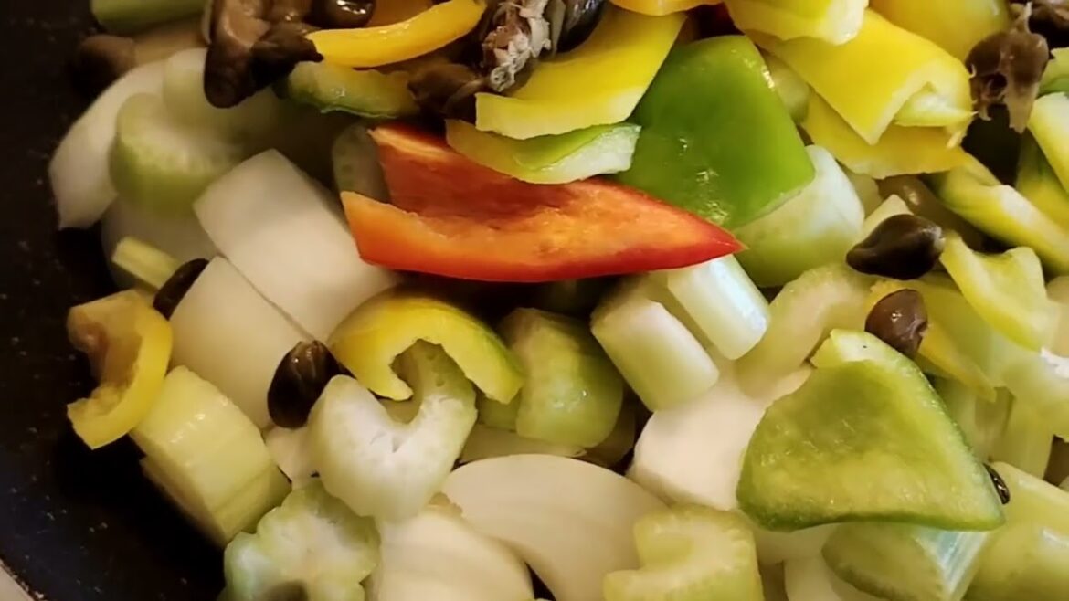 #SALADA?? Quente ou Fria ?? Uma delícia chamada Caponata.