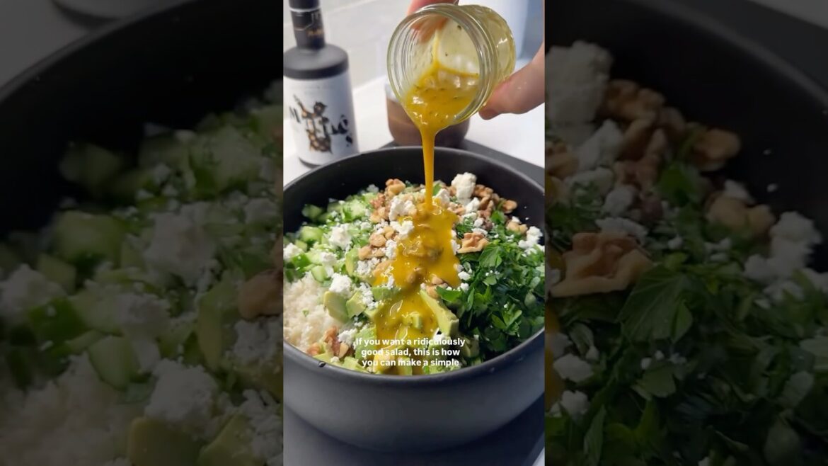 SUMMERY MEDITERRANEAN SALAD