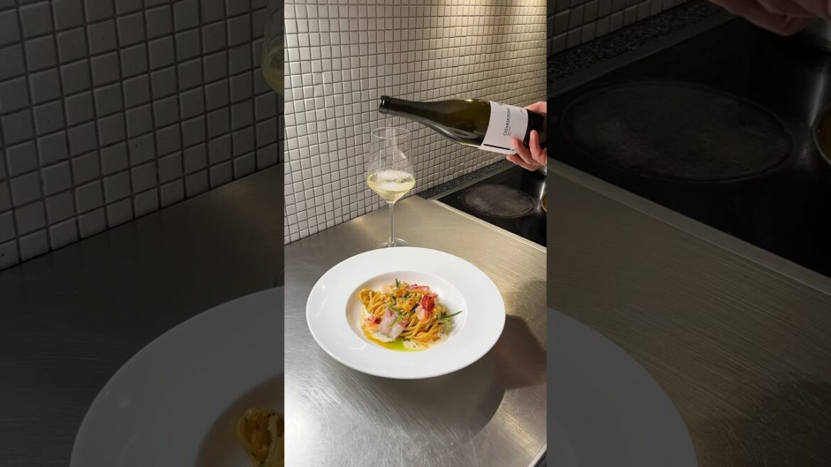 She likes it spicy and wants to be twirled #linguine #lobster #pasta