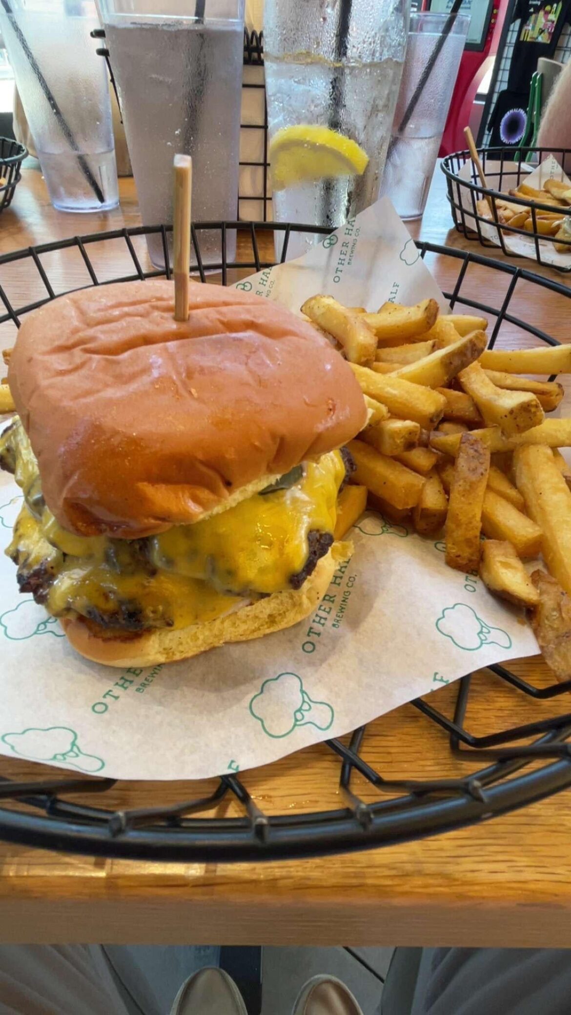 Double Cheeseburger