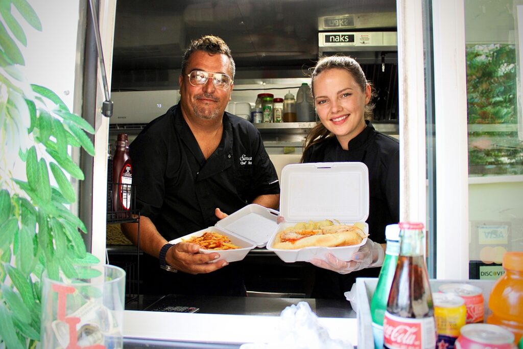 A single food truck helps rebuild a St. Armands Italian family tradition A single food truck helps rebuild a St. Armands Italian family tradition