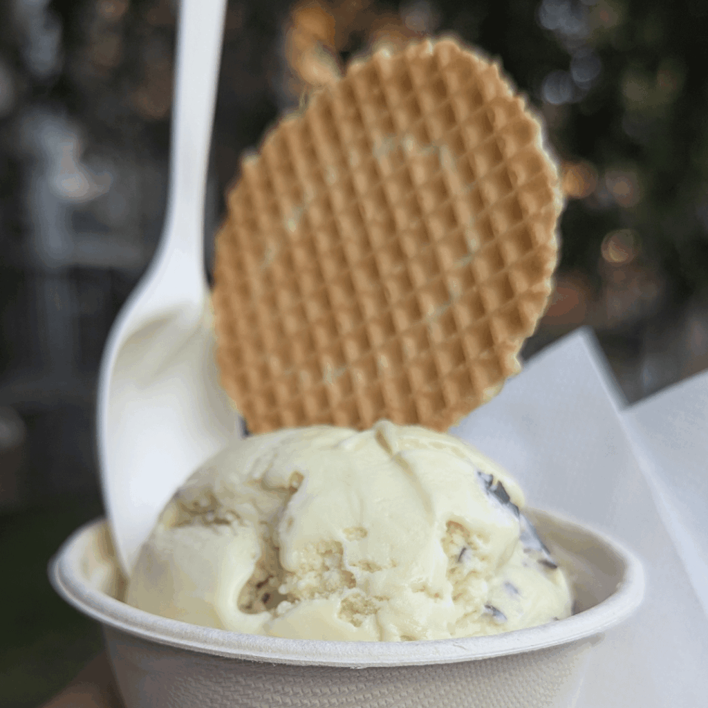 A scoop of Fresh Mint Chip ice cream at Ruru Baked