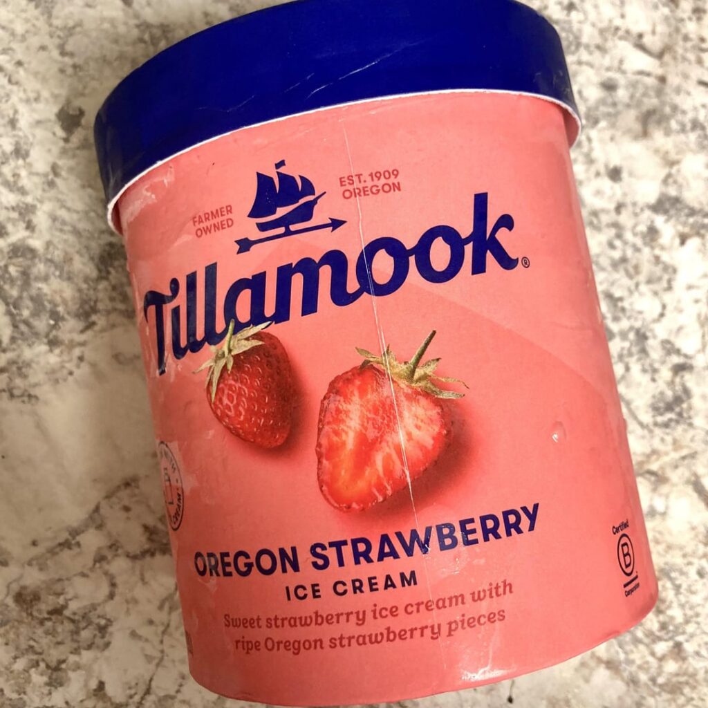 Tillamook Oregon Strawberry: totally a milkshake strawberry
