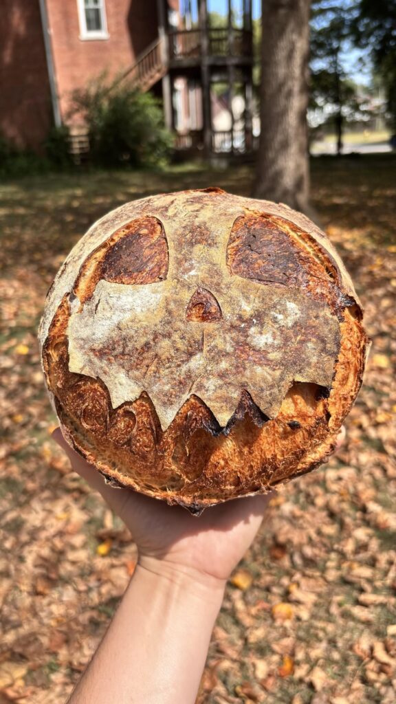 Jack-o’-lantern Loaf 🎃