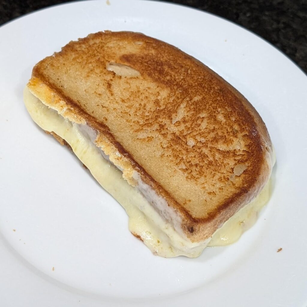 pepperjack and havarti. i tried a new bread but it didn't crisp up as much as i hoped it would. 9/10