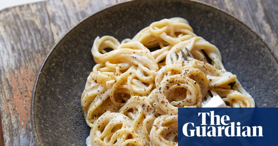 Inclusion of butter in UK recipe for cacio e pepe draws outrage from Italian media | Italy