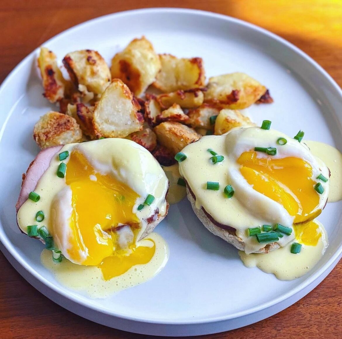 Eggs Benny! 167F/13 min right in shell. Perfection.