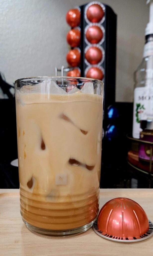 Iced Ginseng Caramel Latte