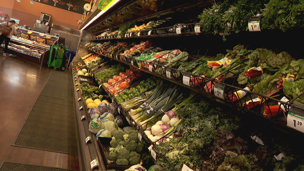 Americans spend thousands each year dining out Americans spend thousands each year dining out
