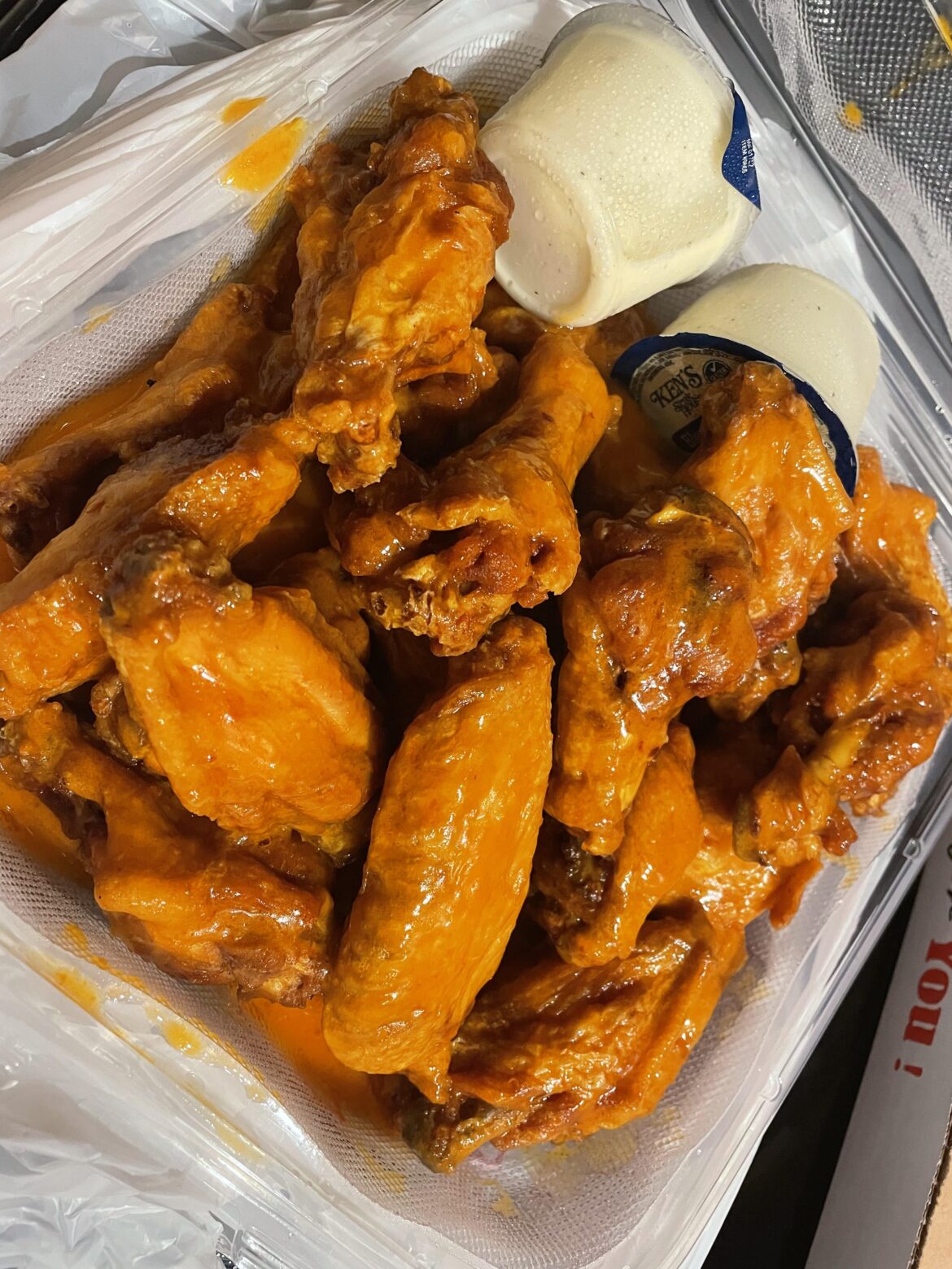 Medium wings from Twin Trees, Liverpool, NY