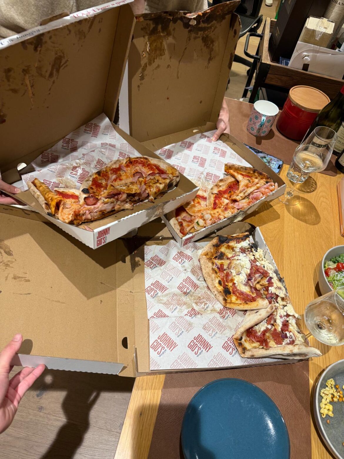 Delivery driver had the pizza boxes vertical to "save space" 😂